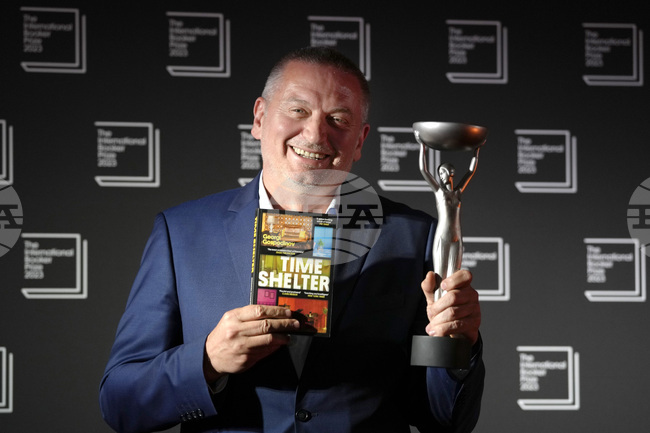 Георги Господинов е удостоен с Международната литературна награда „Виленица“