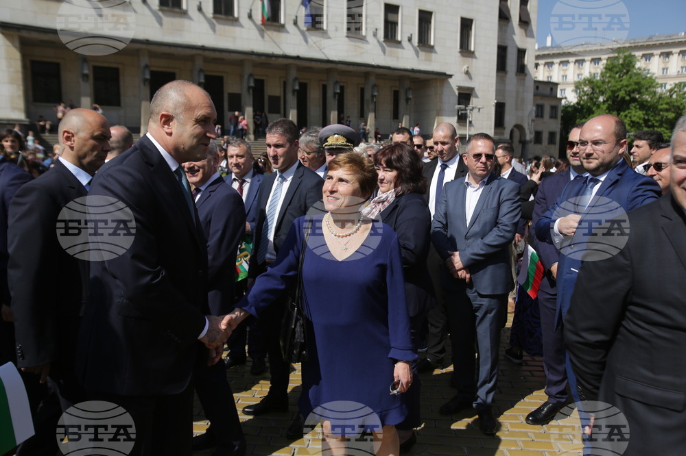 Тържествено шествие - 24 май