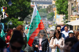 Бургас - Тържествено шествие - 24 май