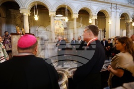 Италия - Базилика „Сан Клементе” - литургия