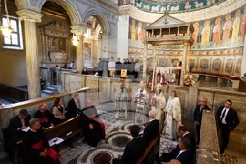 Италия - Базилика „Сан Клементе” - литургия