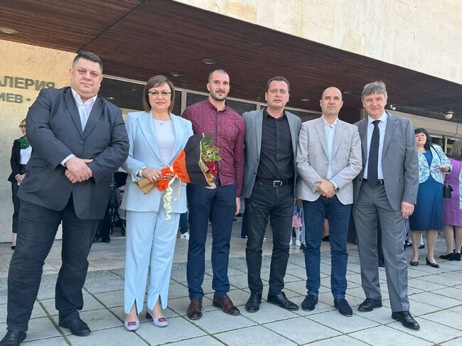 Нинова в Самоков: Да образоваме децата си в любов към род и Отечество