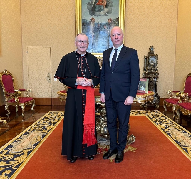 Председателят на парламента след среща с Държавния секретар на Ватикана: Разговорът ни беше по - политически, но пак с разбирането, че най - важно е да градим мостове
