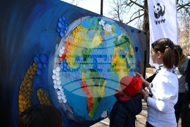 Арт мозайка от капачки