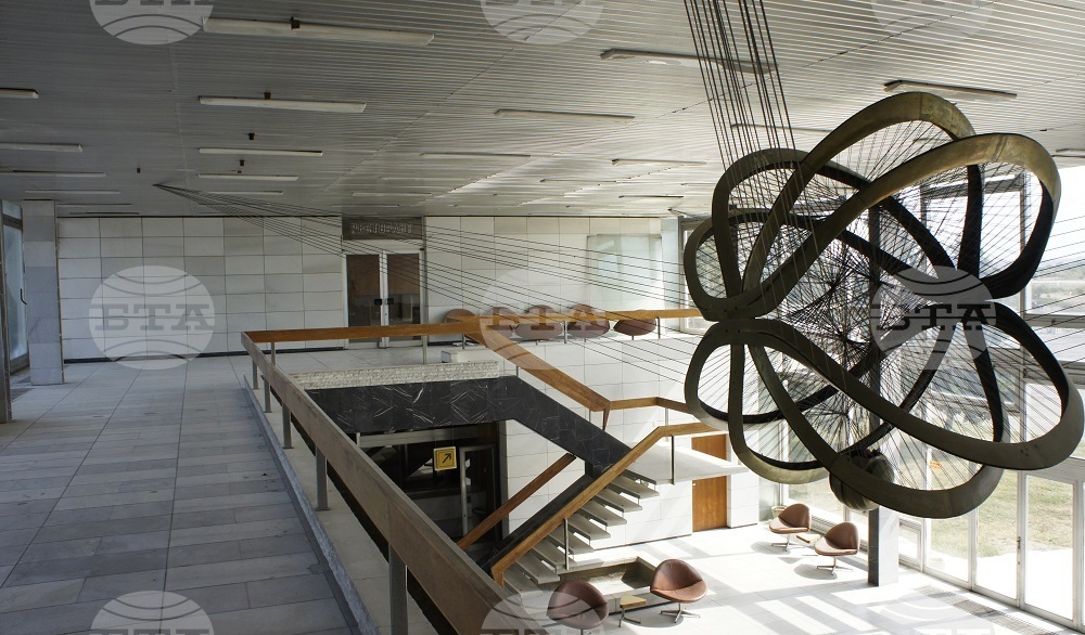 Летище "Русе" да получи статут на недвижима културна ценност, предлагат експерти