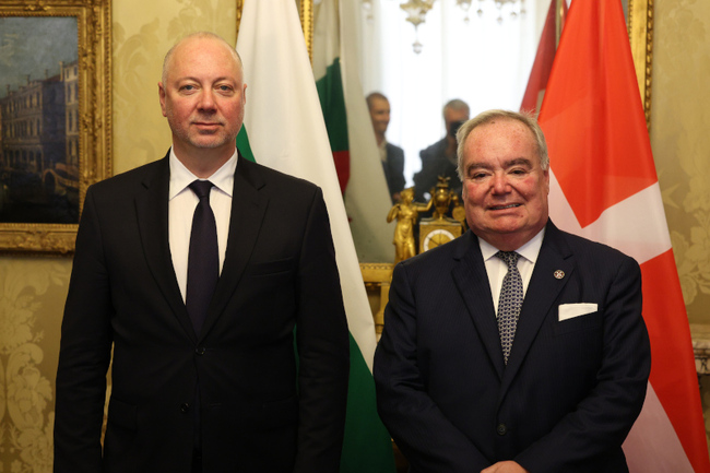 Председателят на Народното събрание Росен Желязков се срещна с Държавния глава на Суверенния Малтийски орден Джон Дънлап