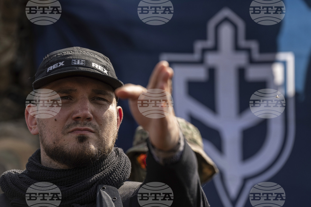 Киев каза, че убийството на лидера на руска паравоенна групировка, сражаваща се на страната на Украйна, е било инсценировка 