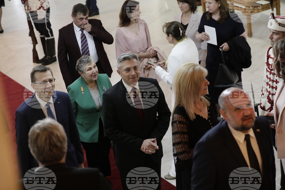 НИМ - президент - 24-ти май - прием