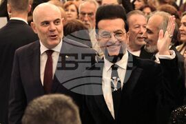 НИМ - президент - 24-ти май - прием