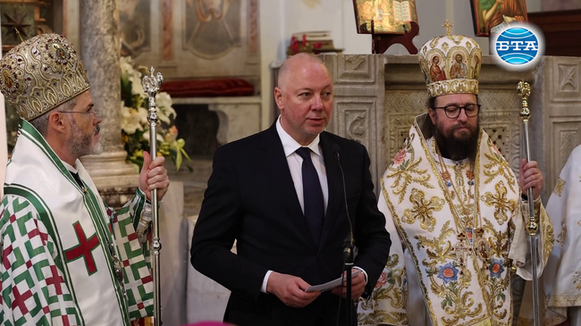 Българската парламентарна делегация присъства на тържествена литургия в базиликата "Сан Клементе" в Рим