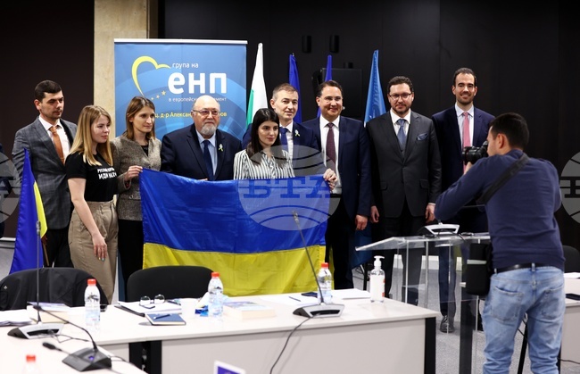 НДК – Европейски демократични студенти – кръгла маса