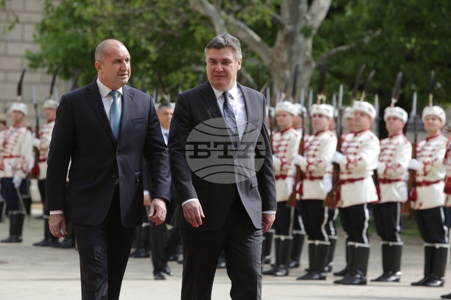 Румен Радев - Зоран Миланович - посрещане 