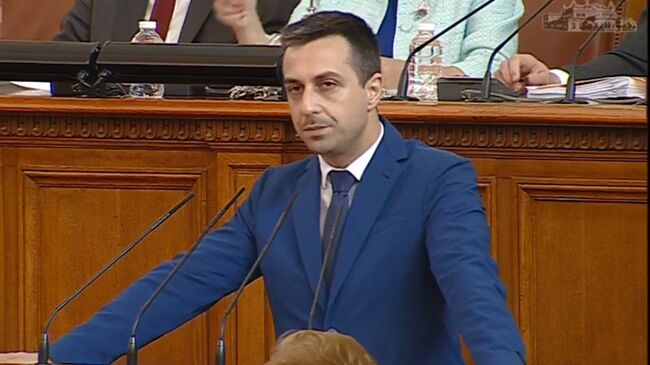 Ние от „Възраждане“ сме тук, за да сложим края на колониалния режим в България