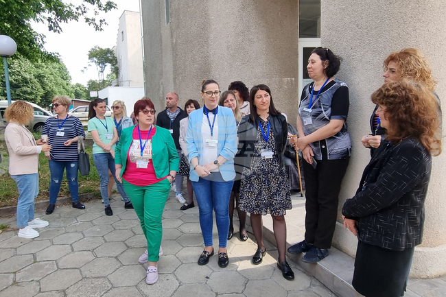 Кърджали - служители на НОИ - предупредителна стачка