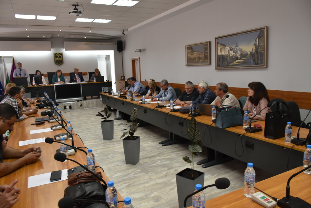 Общинските съветници в Ловеч промениха състава на две от постоянните комисии