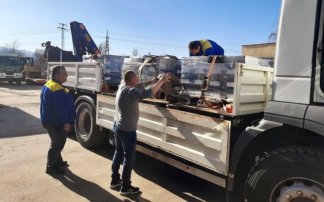 "Булгартрансгаз" дари шест хиляди килограма електроди на оператора на газопреносната мрежа на Украйна