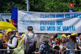 Румъния - протест - учители