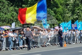 Румъния - протест - учители