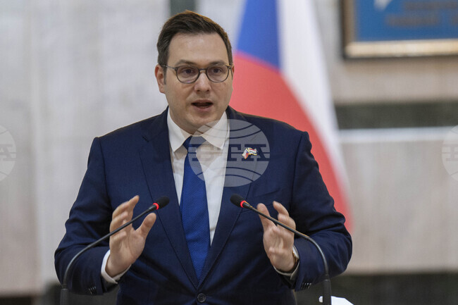 Чехия ограничава достъпа на руски граждани с дипломатически паспорти и бизнес визи