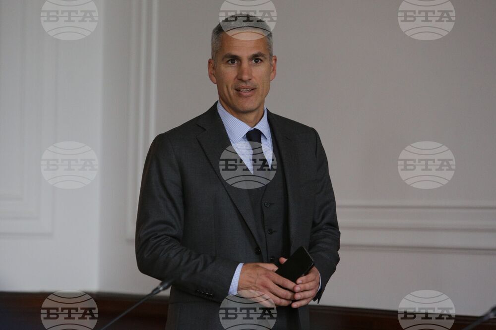 Парламент - Комисия по въпросите на Европейския съюз - Андрей Гюров