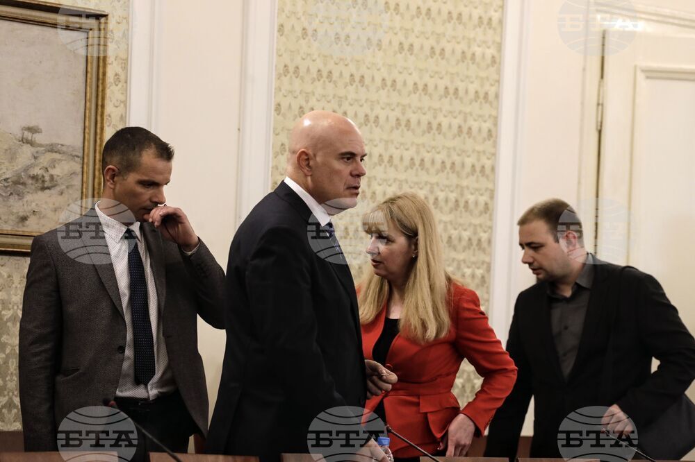 Парламент - Комисия по правни въпроси