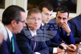 Парламент - Комисия по бюджет и финанси