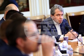 Парламент - Комисия по бюджет и финанси