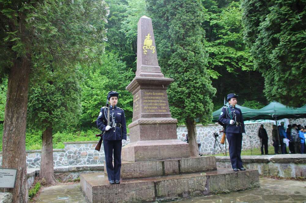 Община Тетевен: С възпоменателен митинг и жива картина бе отбелязана 147-та годишнина от Епилога на Априлското въстание и гибелта на войводата Георги Бенковски