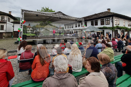 Трявна - Национални Славейкови празници - Илияна Йотова