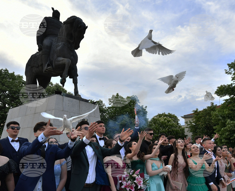 Исперих - абитуриенти - изпращане