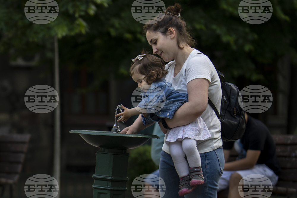 Romania with Highest Rate of Under 18's Affected by Poverty, Social Exclusion in EU in 2021