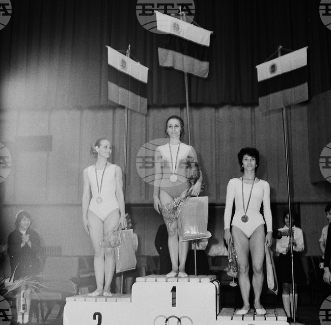 Нешка Робева, състезателка и треньорка по художествена гимнастика, хореограф