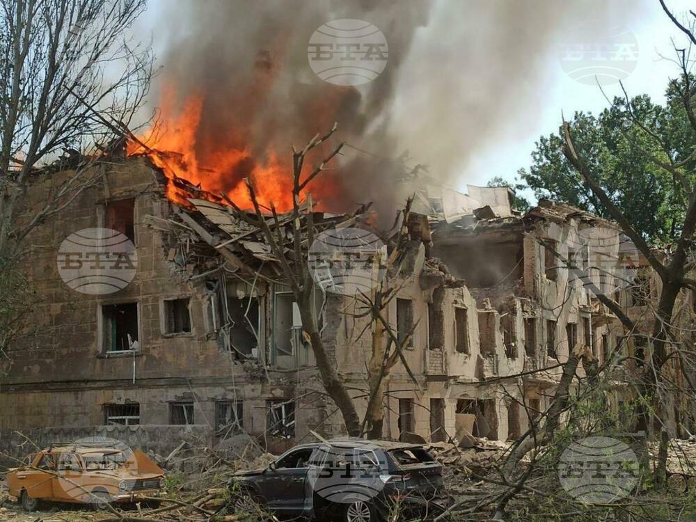 Най-малко 2 убити и 23 ранени при руски ракетен удар срещу болница в украинския град Днепър