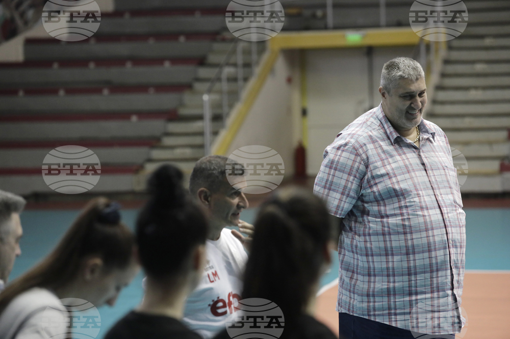 Волейбол - национален отбор жени - тренировка