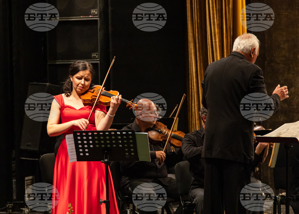 Бургас - Кремена Оксенкруг - симфоничен концерт