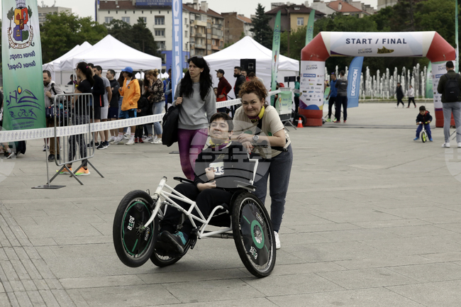 Благотворително събитие Run2gether