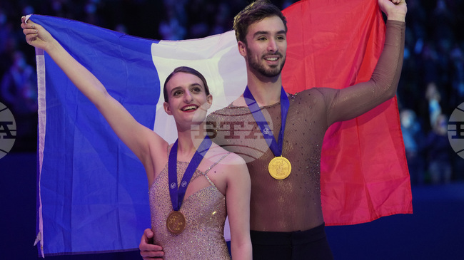 Олимпийската шампионка по фигурно пързаляне Габриела Пападакис издаде своя книга