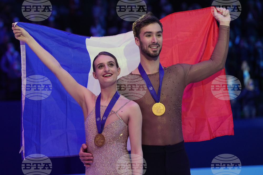 Олимпийската шампионка по фигурно пързаляне Габриела Пападакис издаде своя книга