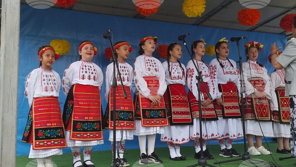 Гулянци - събор - народно творчество