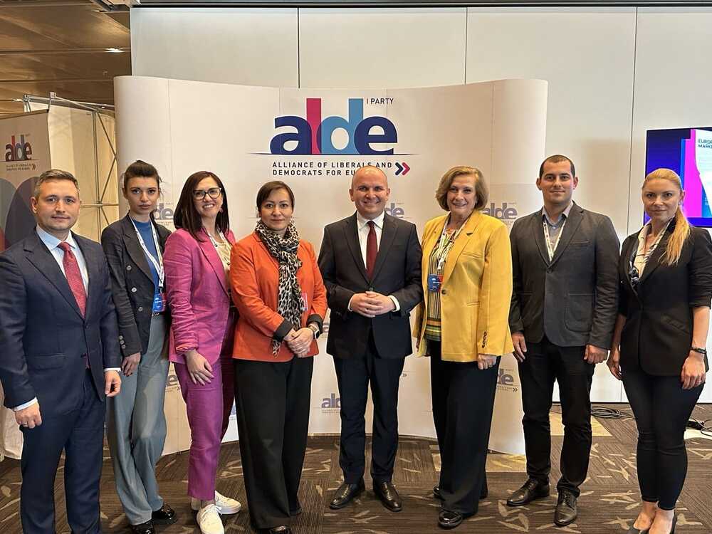 ДПС от конгреса на АЛДЕ: Европа с притеснение наблюдава случващото се в България