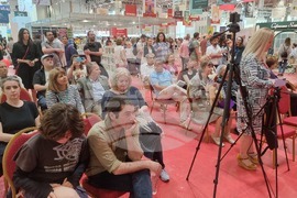 Румъния -  роман "Времеубежище" - представяне