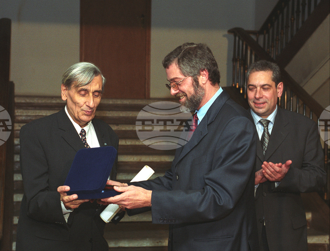 Акад. Димитър Мишев