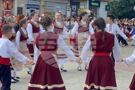 Казанлък - Национално надиграване “Тъпан бие, хоро се вие”