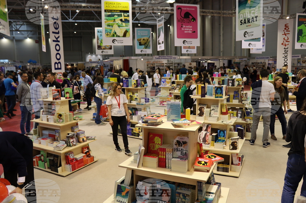 Bulgaria Takes Spotlight at Bookfest in Bucharest