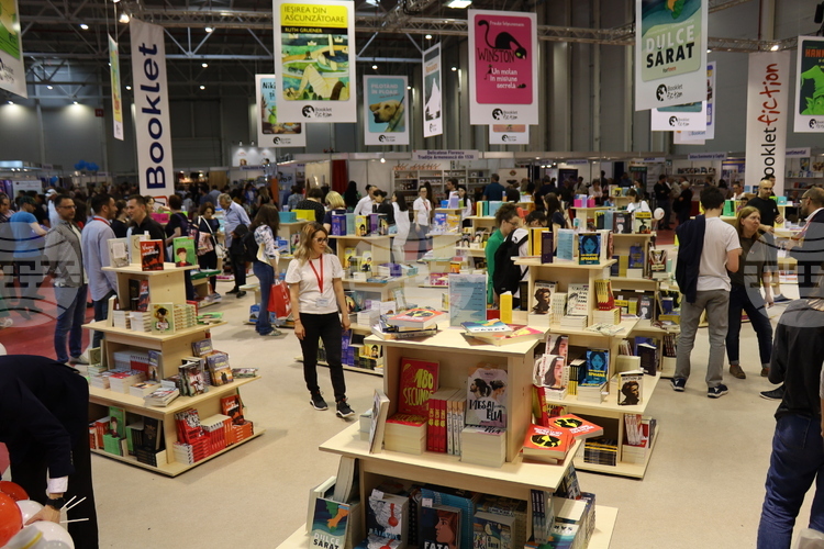 Bulgaria Takes Spotlight at Bookfest in Bucharest