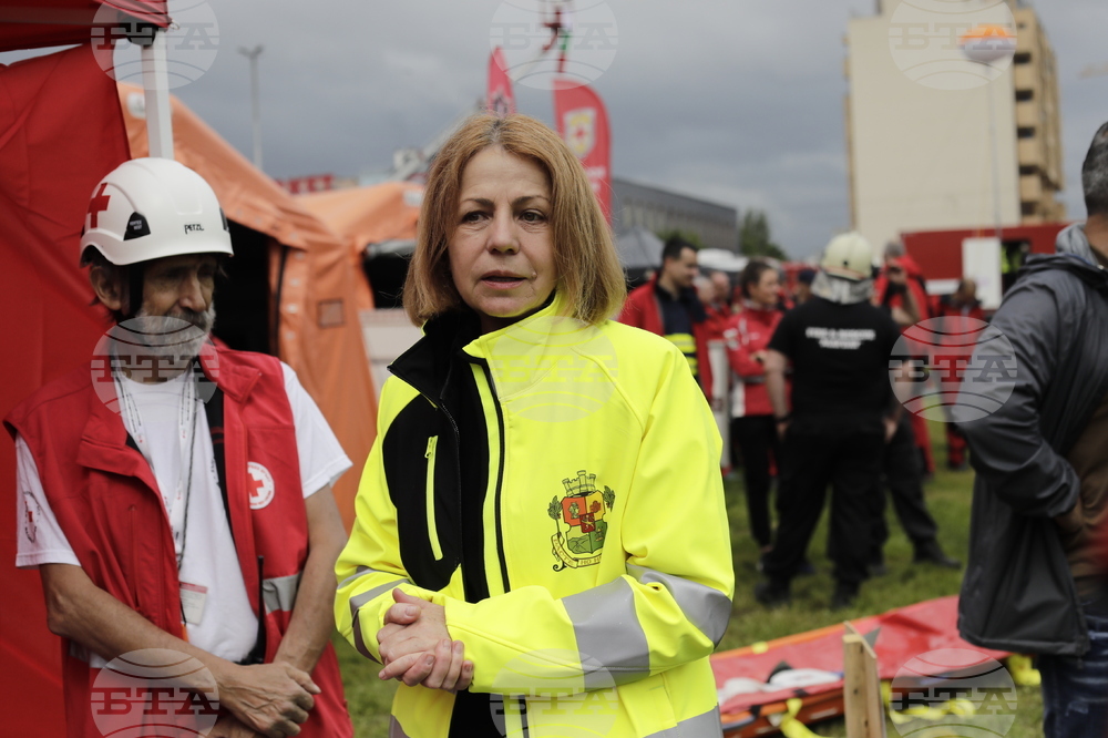 Учение по Плана за действие при земетресение
