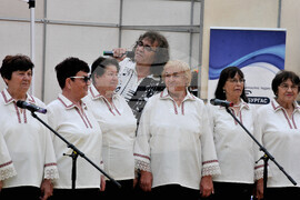 Средец - странджанско-тракийски събор Фолклорен венец "Божура"