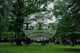 Средец - странджанско-тракийски събор Фолклорен венец "Божура"