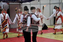 Средец - странджанско-тракийски събор Фолклорен венец "Божура"