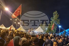 Турция - избори - празнуващи хора